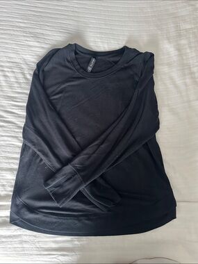 Athleta Long Sleeve Tee - Black